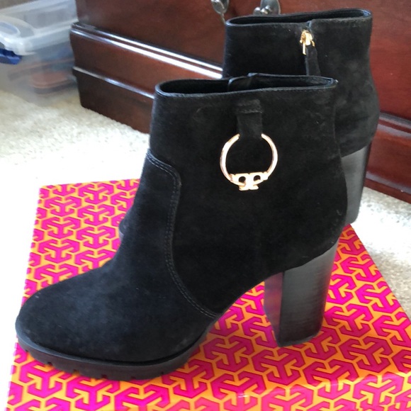 sofia lug sole bootie tory burch